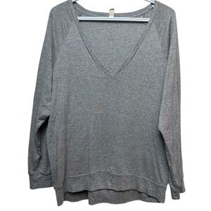 TNA Vneck Longsleeve sz L